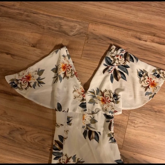 Pink Lily open back floral maxi - Picture 2 of 9